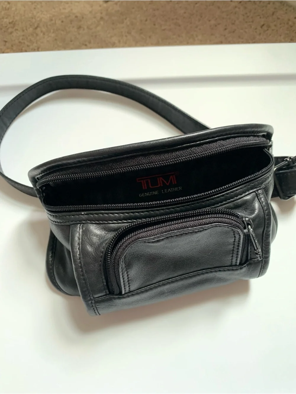 Vintage TUMI Black Genuine Leather Waist Bag Fanny Pack Unisex